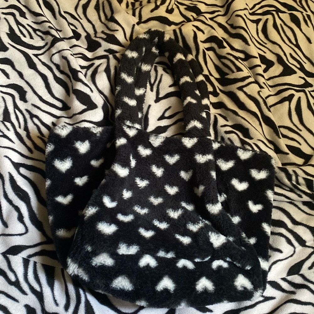 fluffy heart purse